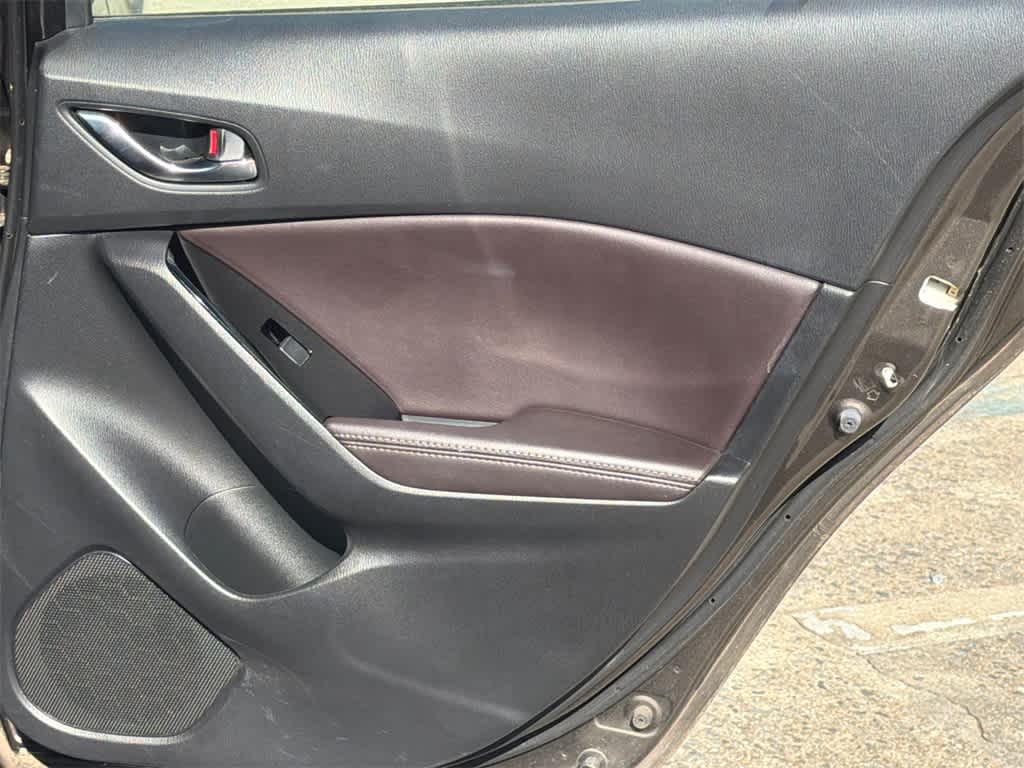 Thumbnail: 2017 Mazda Mazda3 - 15