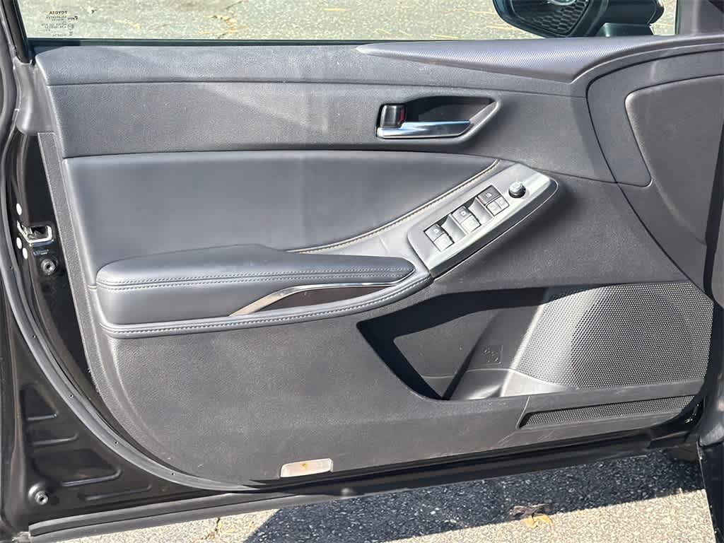 Thumbnail: 2021 Toyota Avalon - 11