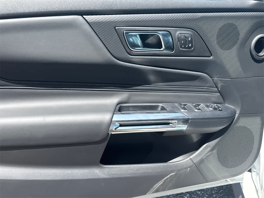 Thumbnail: 2025 Ford Mustang - 11