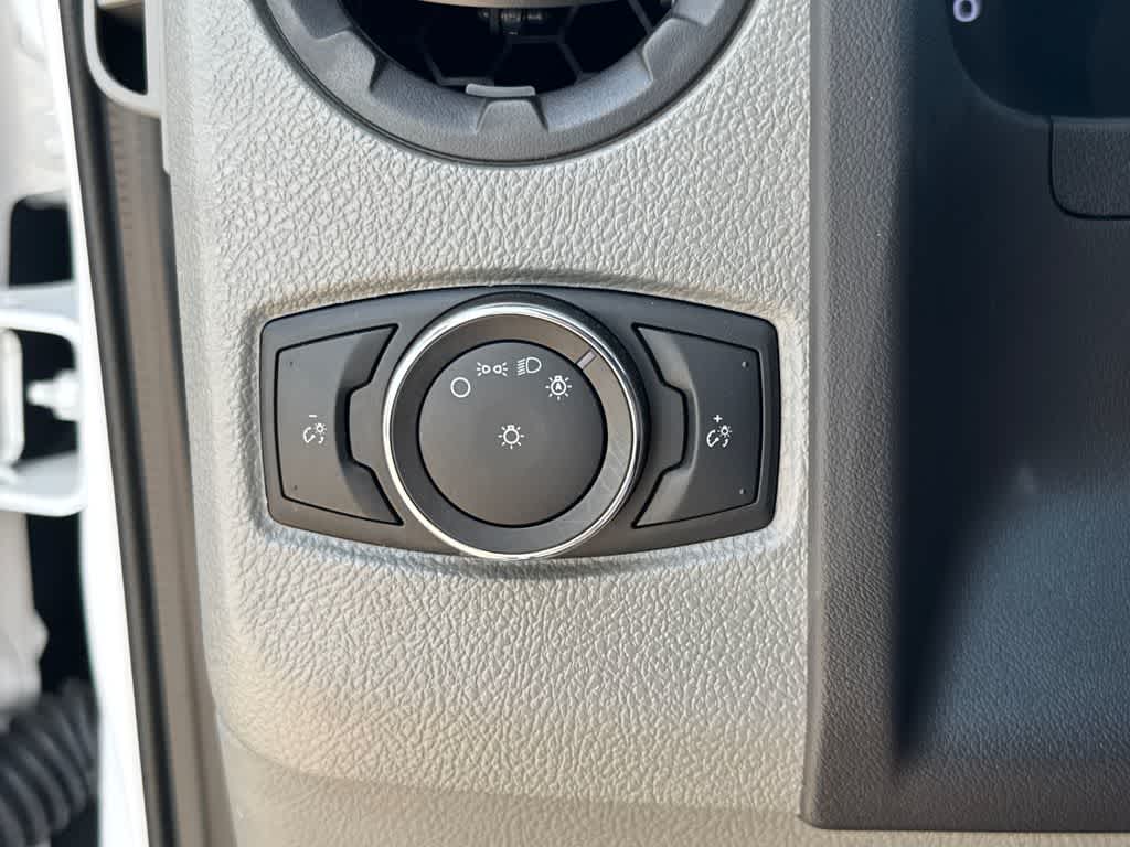 Thumbnail: 2023 Ford Econoline - 29