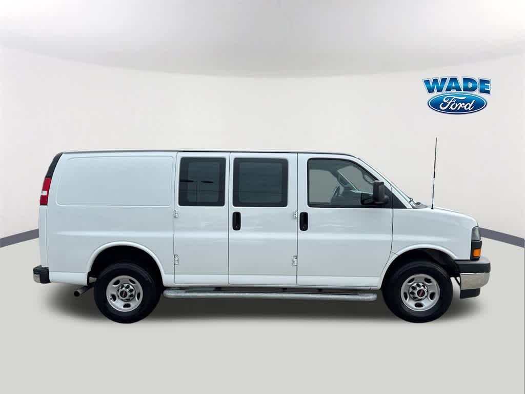 Thumbnail: 2023 GMC Savana - 4