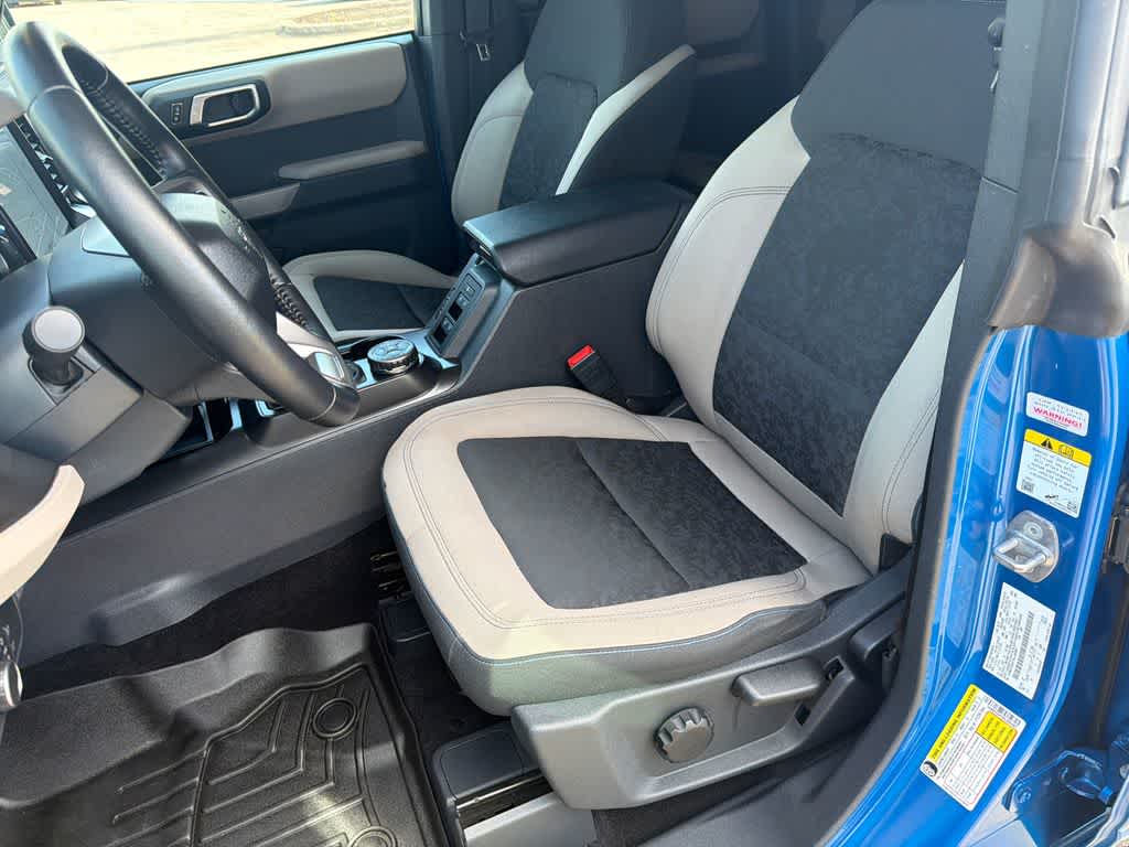 Thumbnail: 2022 Ford Bronco - 10