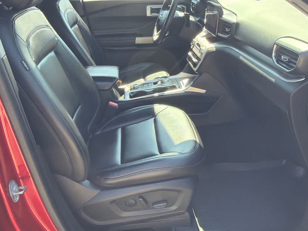 Thumbnail: 2022 Ford Explorer - 12