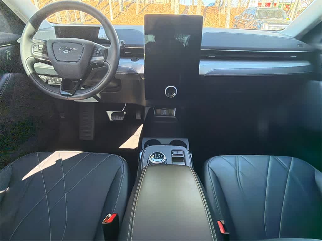 Thumbnail: 2022 Ford Mustang Mach-E - 19