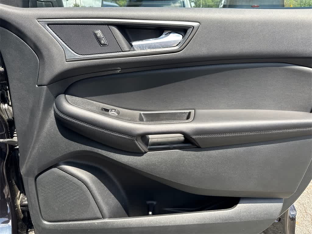 Thumbnail: 2024 Ford Edge - 12