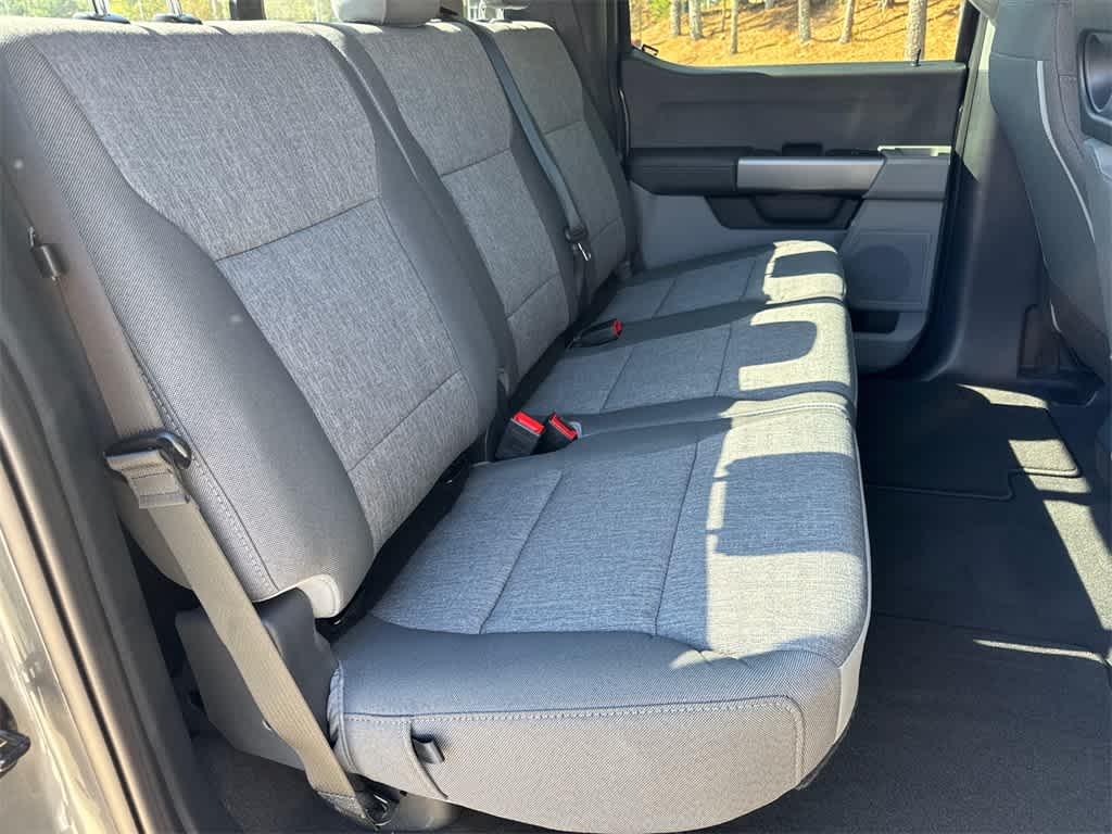 Thumbnail: 2025 Ford F-250 - 14