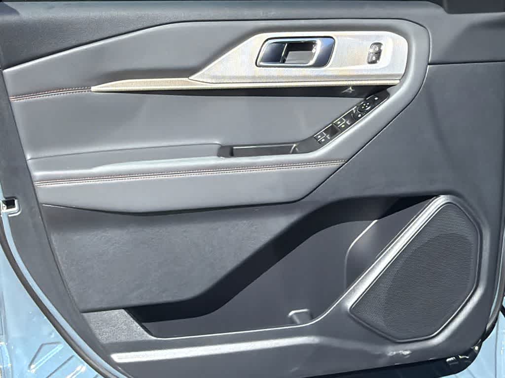 Thumbnail: 2026 Ford Explorer - 11