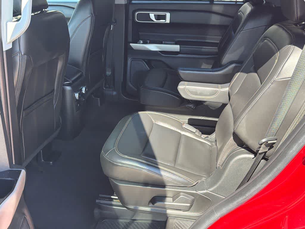 Thumbnail: 2022 Ford Explorer - 19