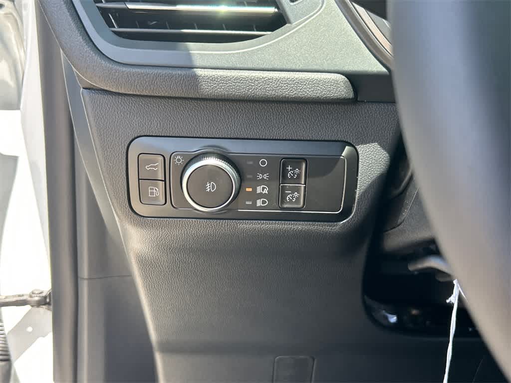 Thumbnail: 2025 Ford Escape - 33