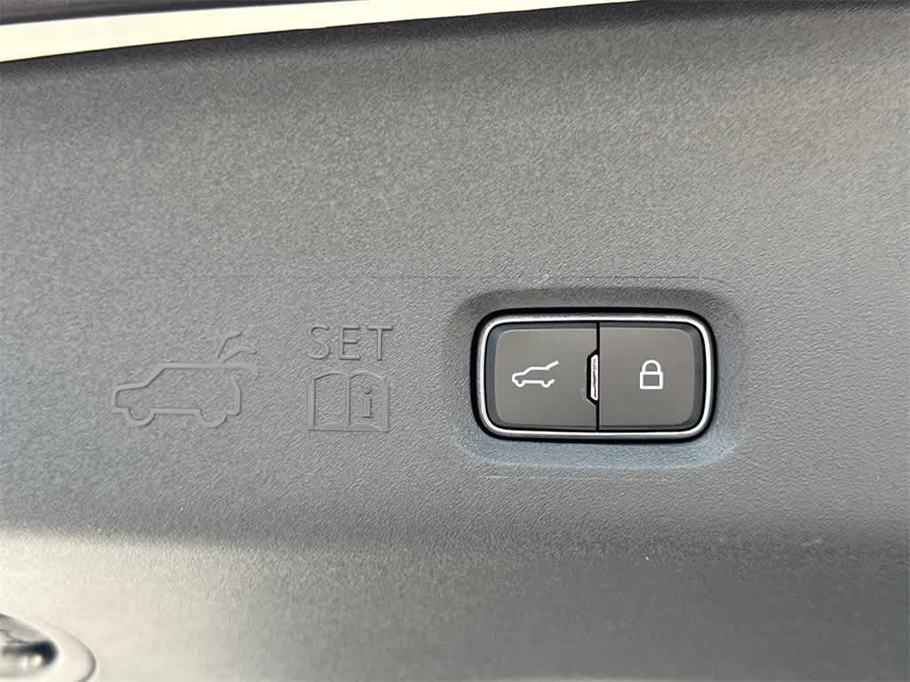 Thumbnail: 2025 Ford Expedition - 17