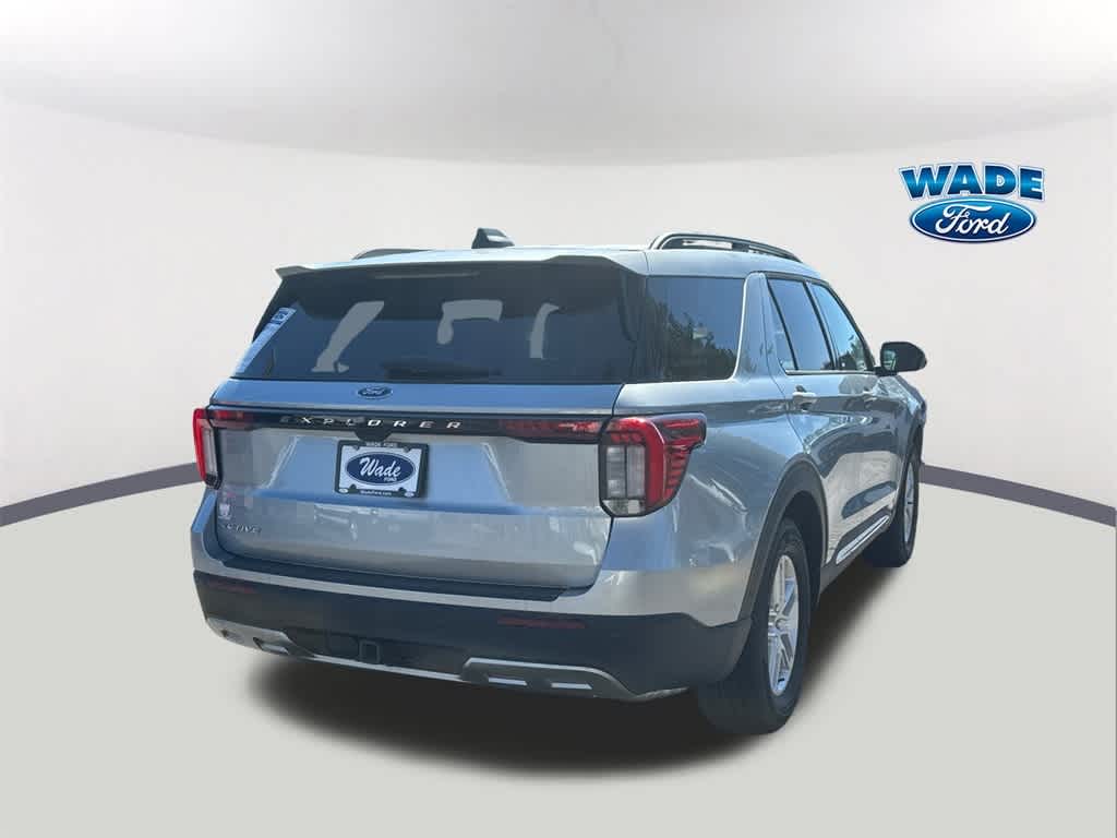 Thumbnail: 2025 Ford Explorer - 5