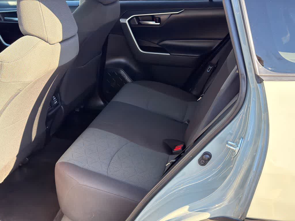 Thumbnail: 2023 Toyota RAV4 - 17