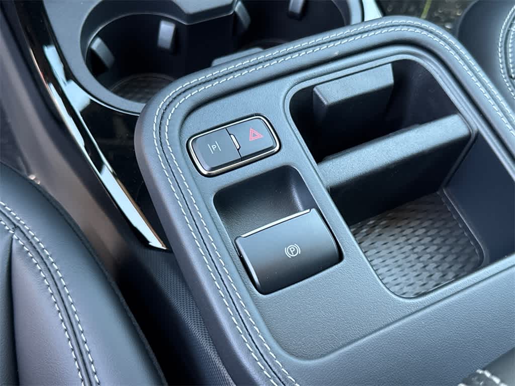 Thumbnail: 2025 Ford Mustang Mach-E - 31