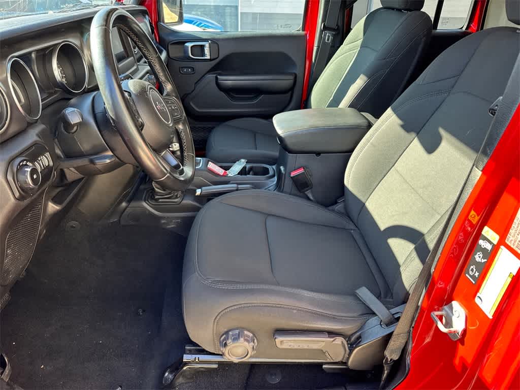 Thumbnail: 2021 Jeep Wrangler - 9