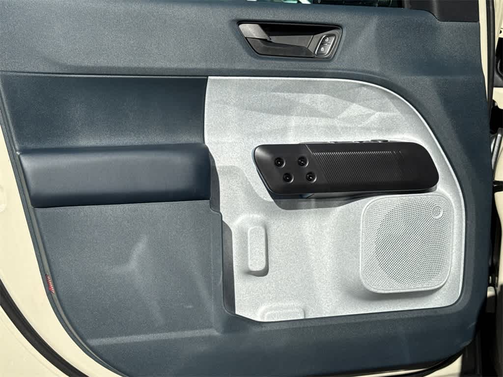 Thumbnail: 2025 Ford Maverick - 11