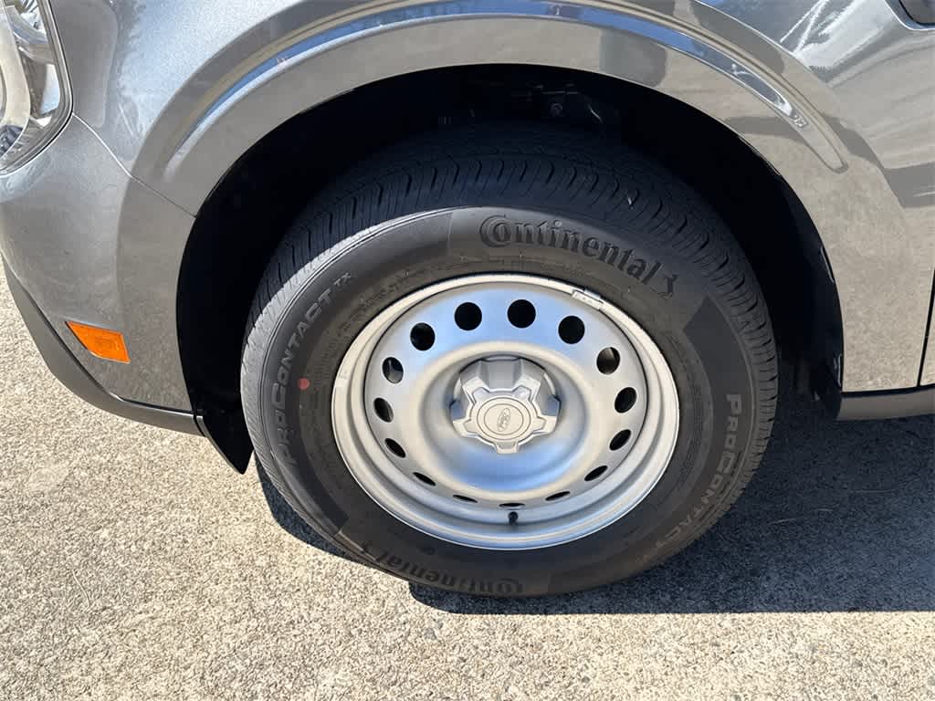 Thumbnail: 2025 Ford Maverick - 9