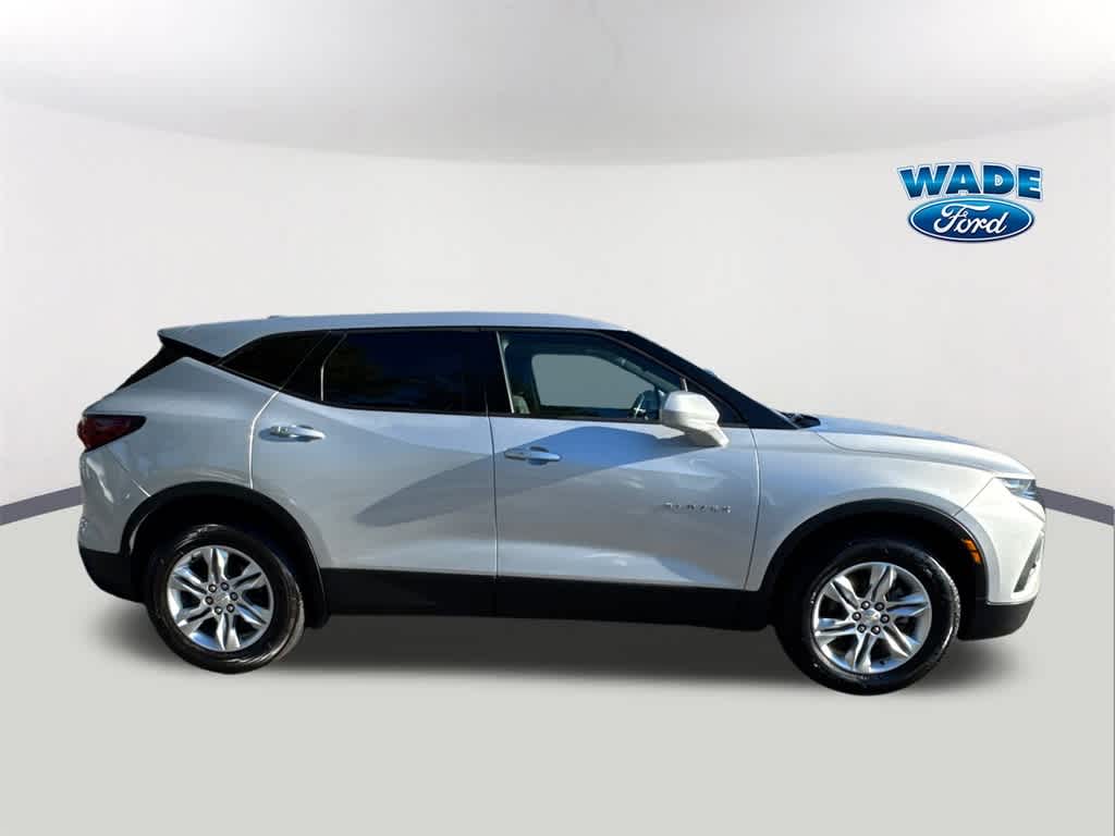 Thumbnail: 2020 Chevrolet Blazer - 4