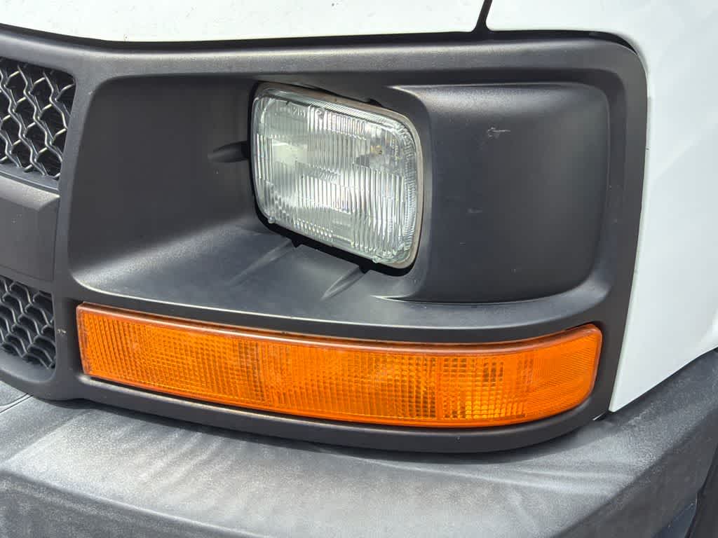 Thumbnail: 2013 Chevrolet Express - 10