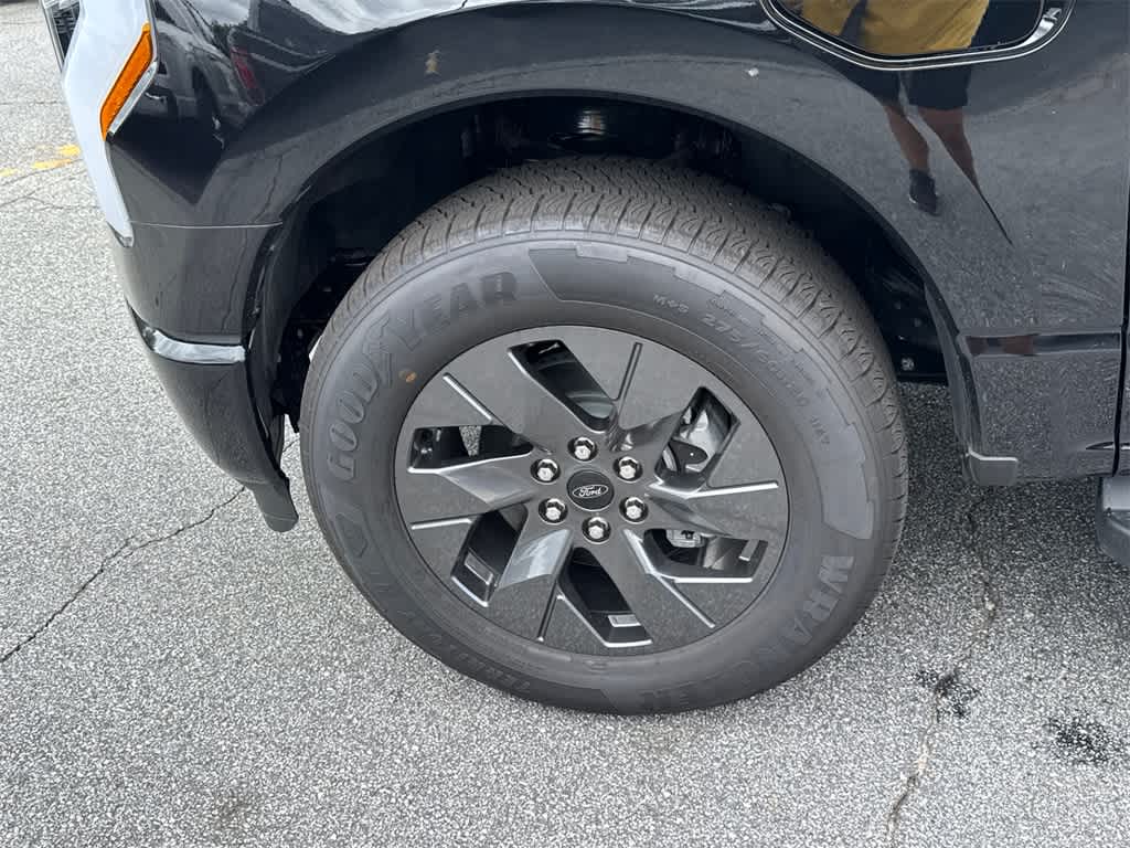 Thumbnail: 2025 Ford F-150 - 9