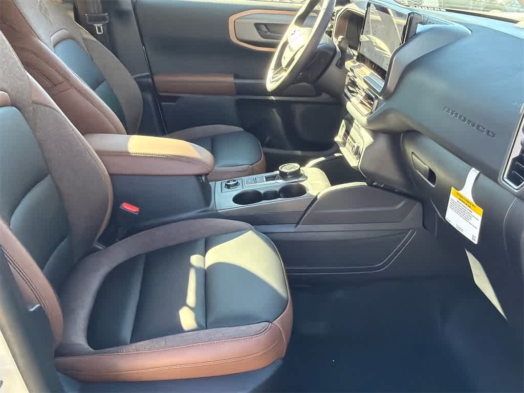 Thumbnail: 2025 Ford Bronco Sport - 12