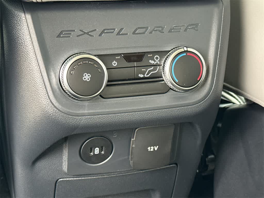 Thumbnail: 2026 Ford Explorer - 20