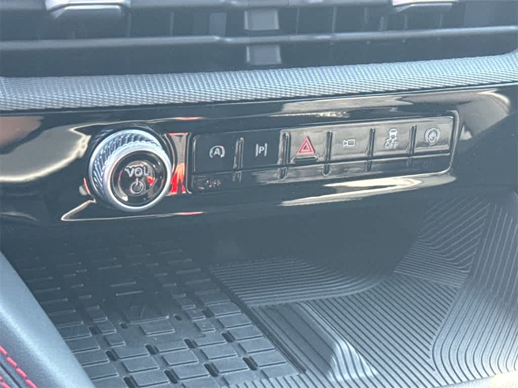 Thumbnail: 2025 Ford Explorer - 36