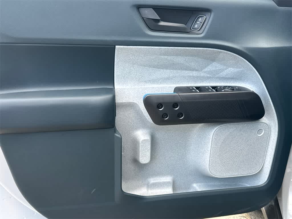 Thumbnail: 2025 Ford Maverick - 11