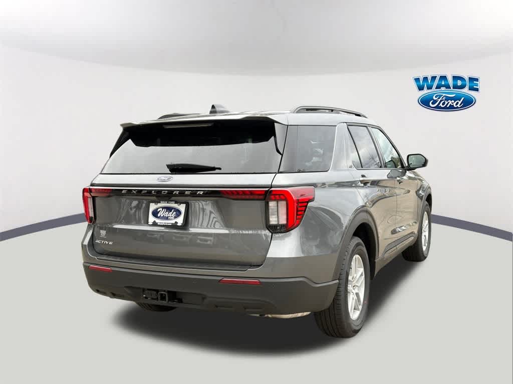 Thumbnail: 2026 Ford Explorer - 5