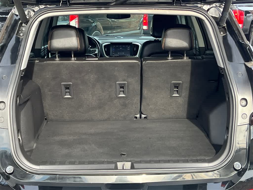 Thumbnail: 2021 GMC Terrain - 17