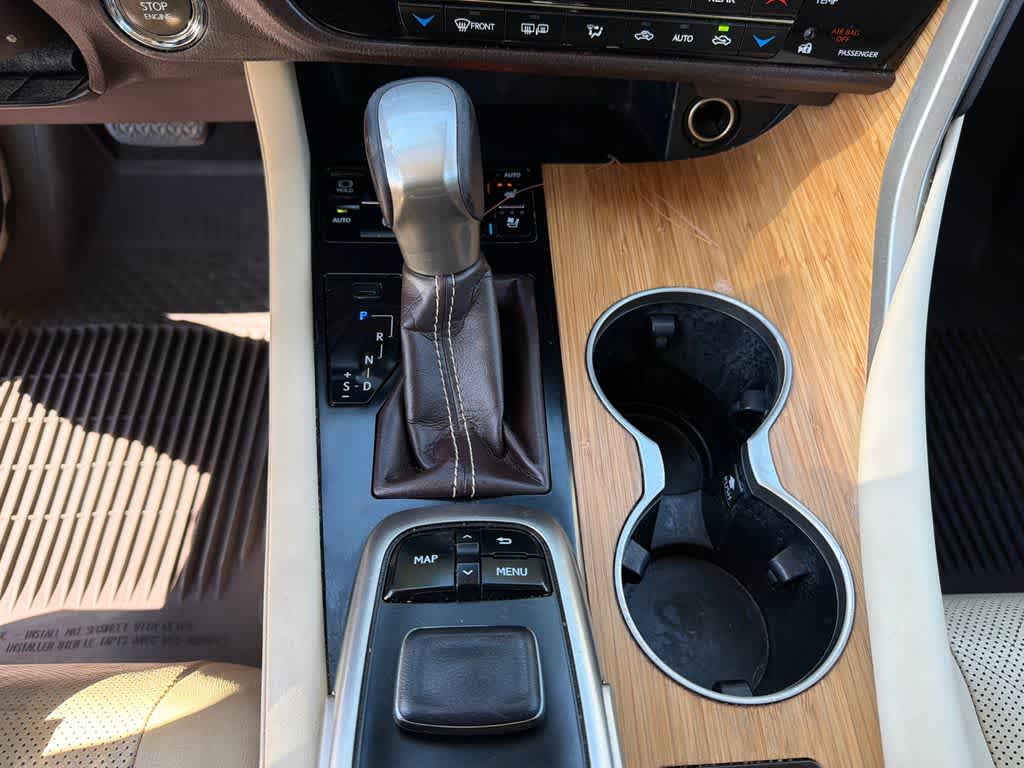 Thumbnail: 2018 Lexus RX - 33