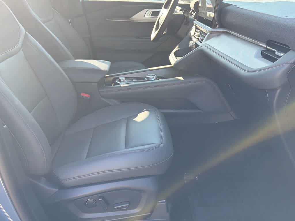 Thumbnail: 2026 Ford Explorer - 12