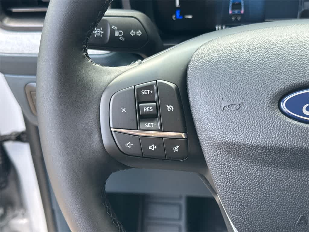 Thumbnail: 2025 Ford Maverick - 22