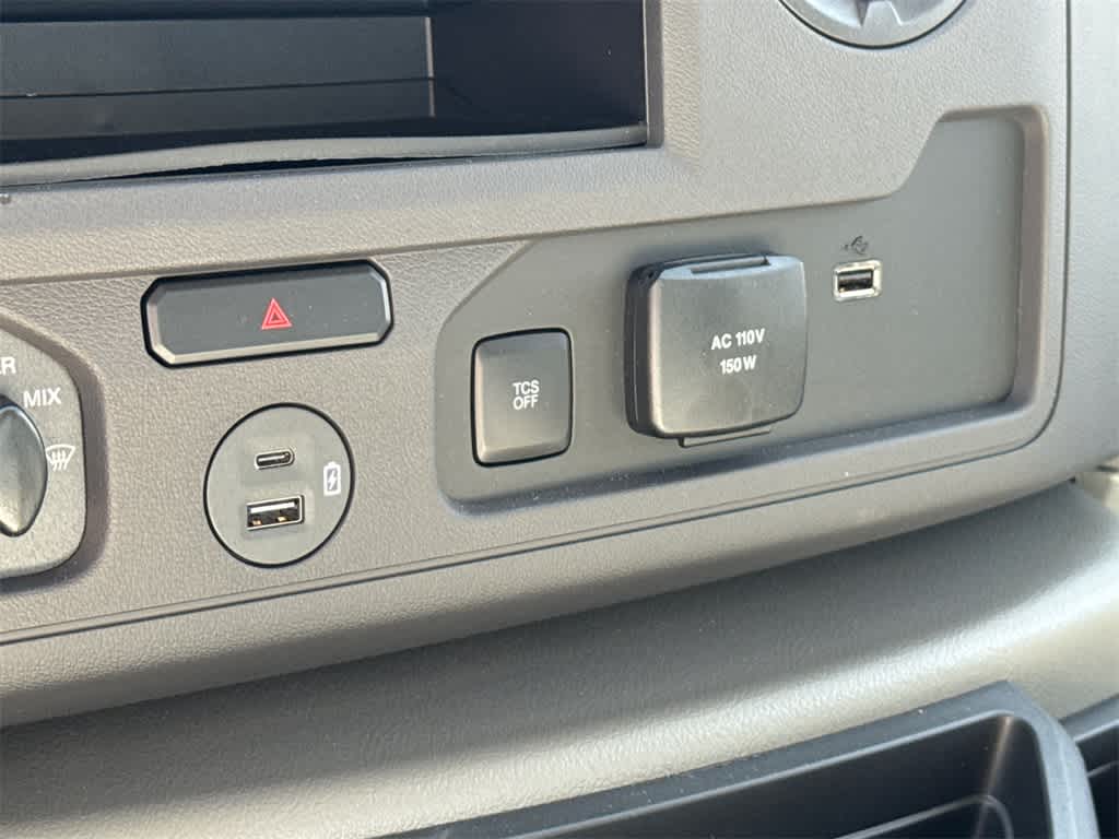 Thumbnail: 2025 Ford Econoline - 20