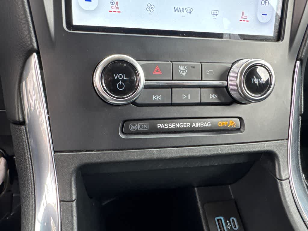 Thumbnail: 2024 Ford Edge - 23