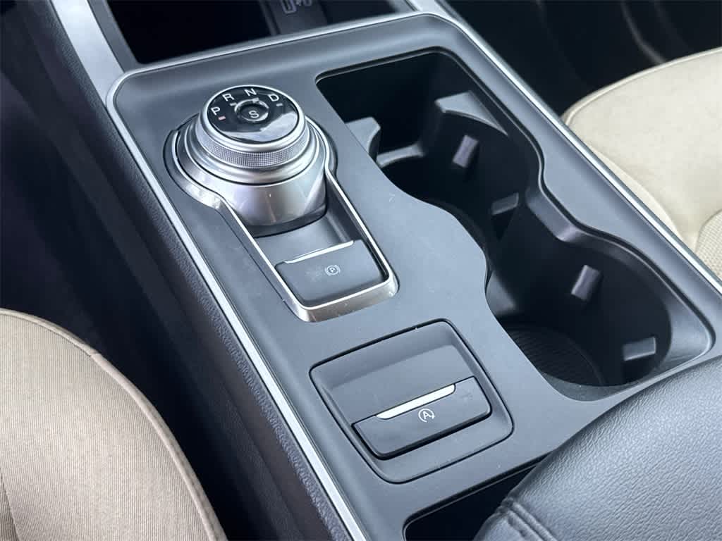 Thumbnail: 2024 Ford Edge - 28