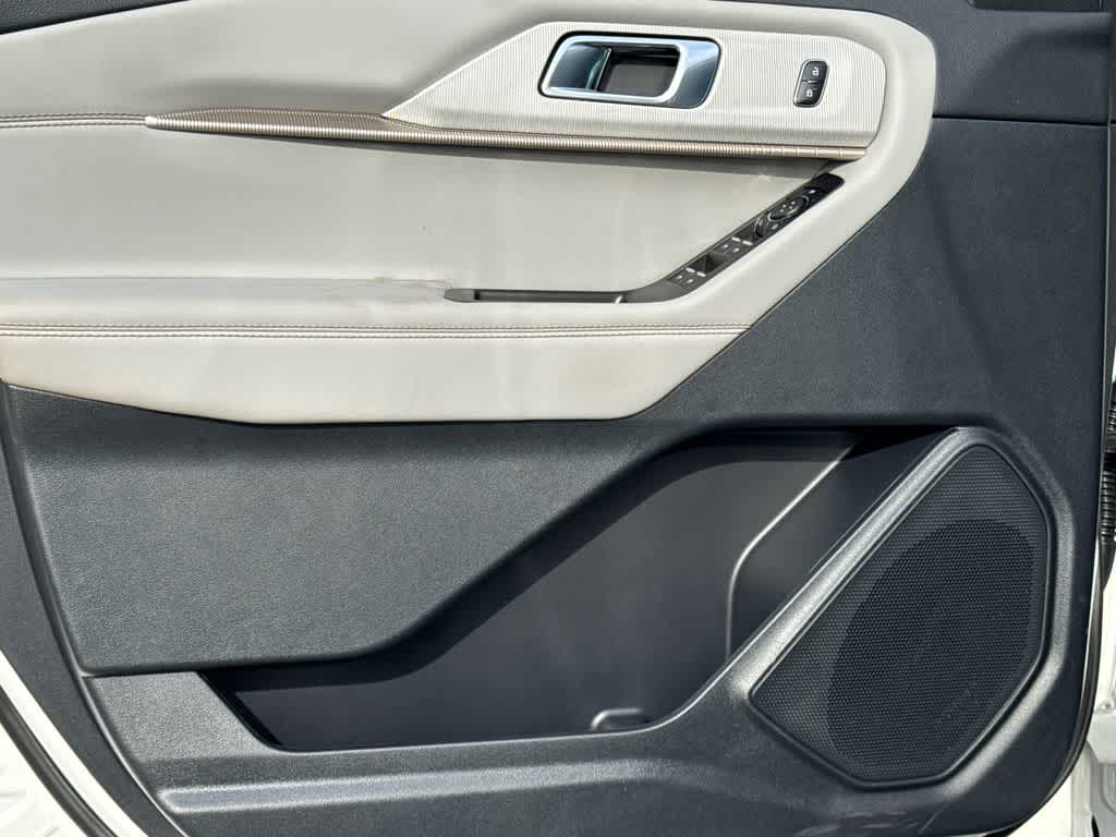 Thumbnail: 2026 Ford Explorer - 11