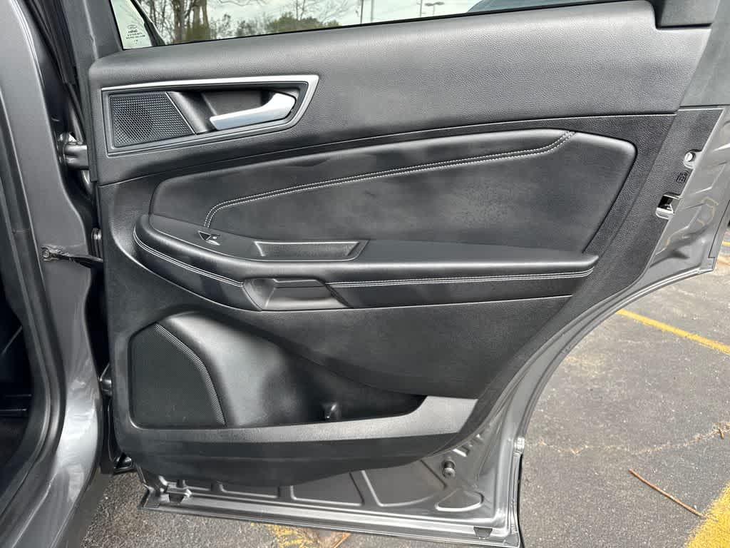 Thumbnail: 2024 Ford Edge - 32