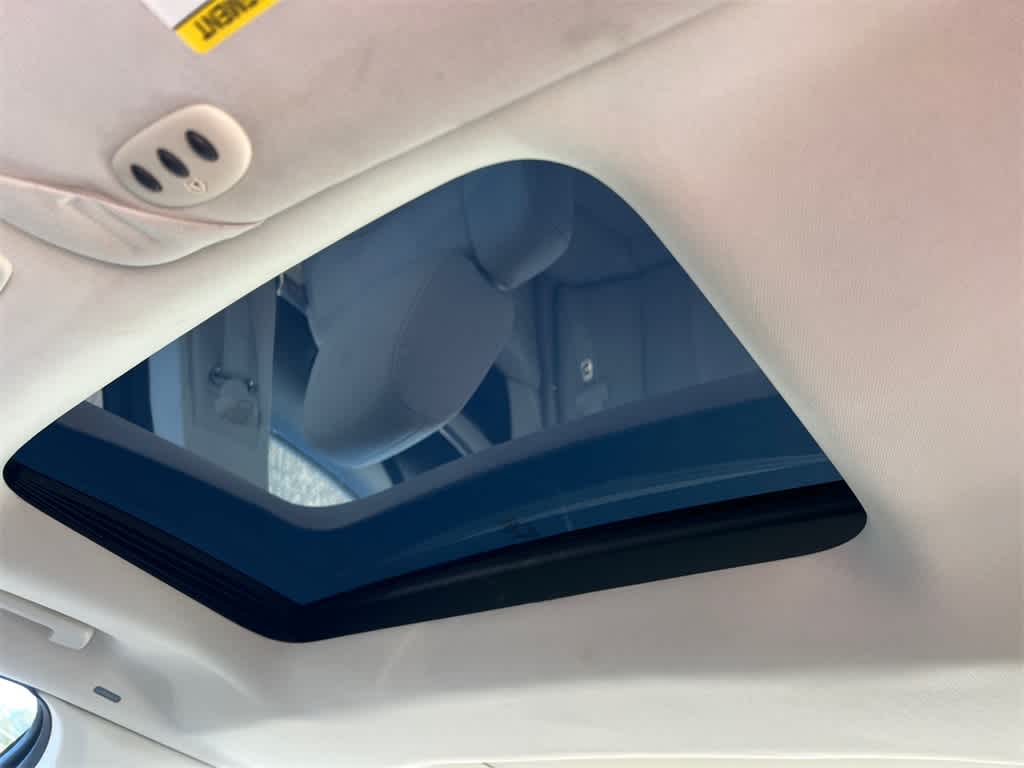 Thumbnail: 2010 Lincoln MKS - 30