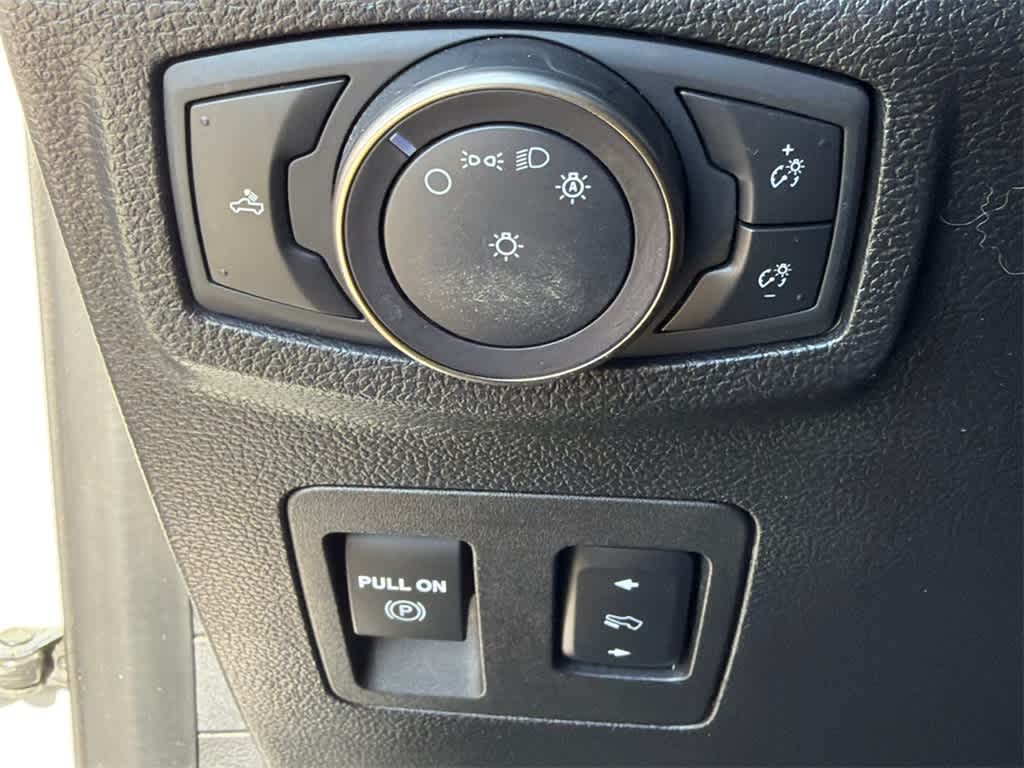 Thumbnail: 2020 Ford F-150 - 32