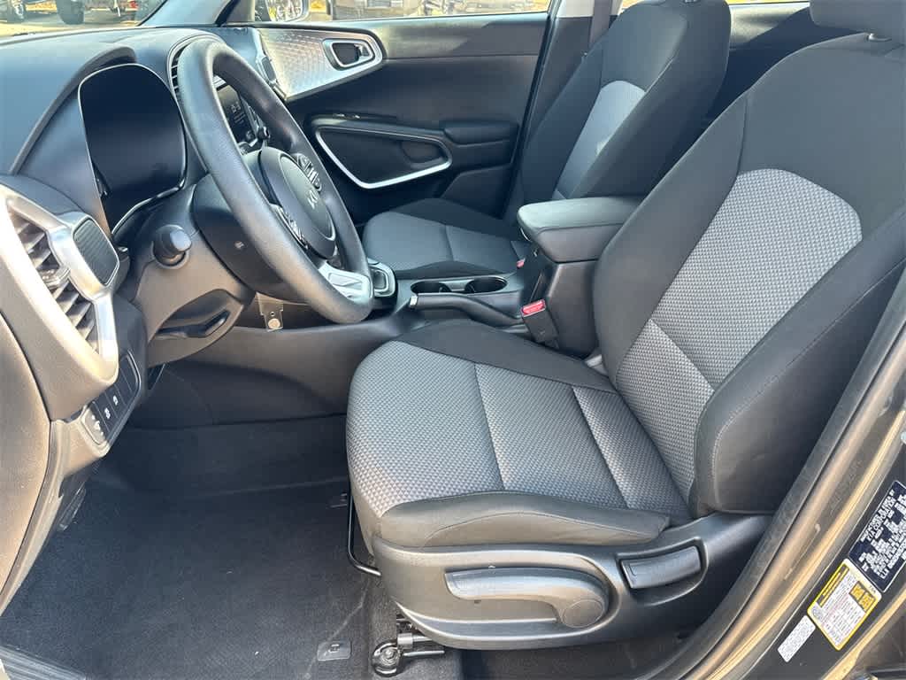 Thumbnail: 2025 Kia Soul - 10