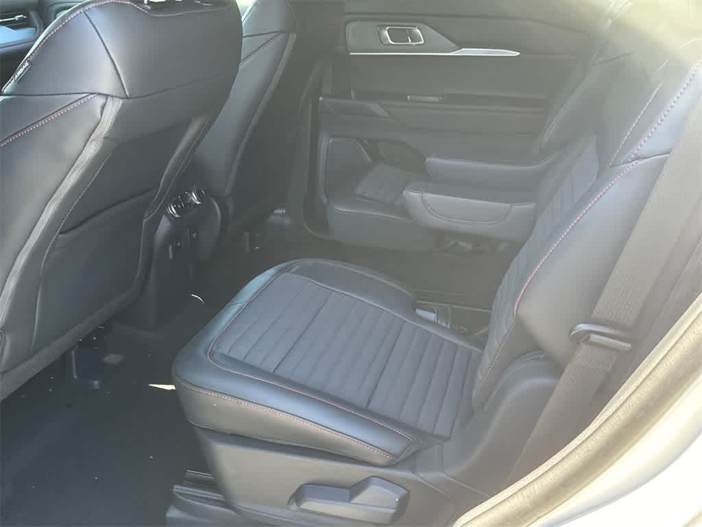 Thumbnail: 2025 Ford Explorer - 18