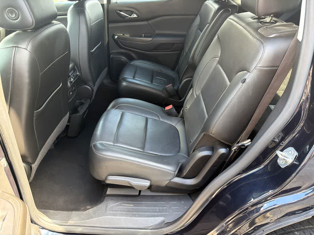 Thumbnail: 2021 GMC Acadia - 18