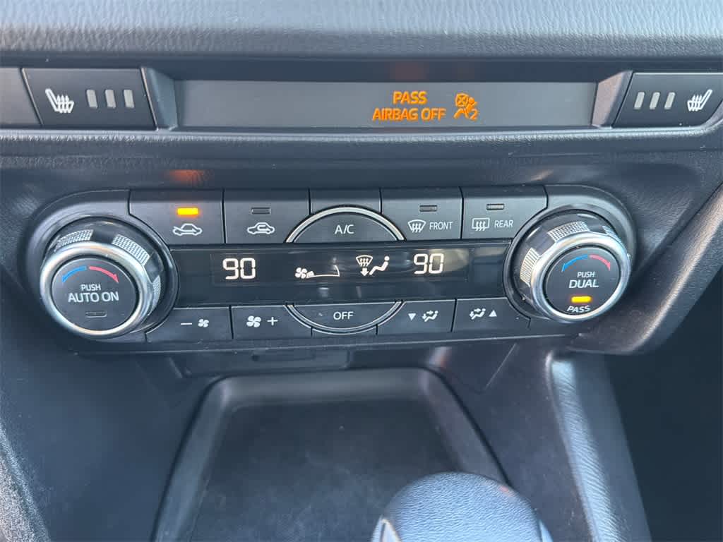 Thumbnail: 2017 Mazda Mazda3 - 28