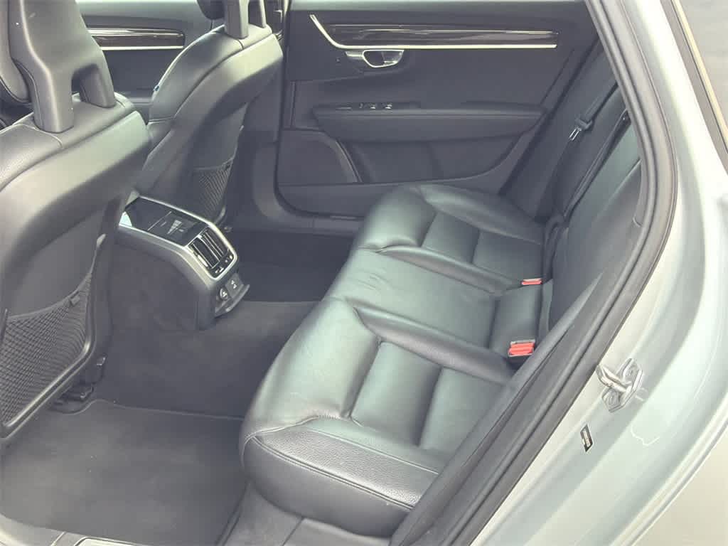 Thumbnail: 2018 Volvo S90 - 18
