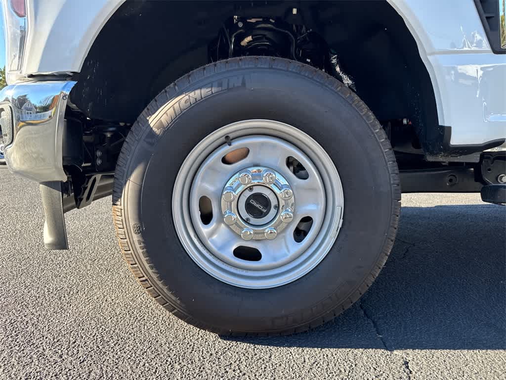 Thumbnail: 2025 Ford F-250 - 8