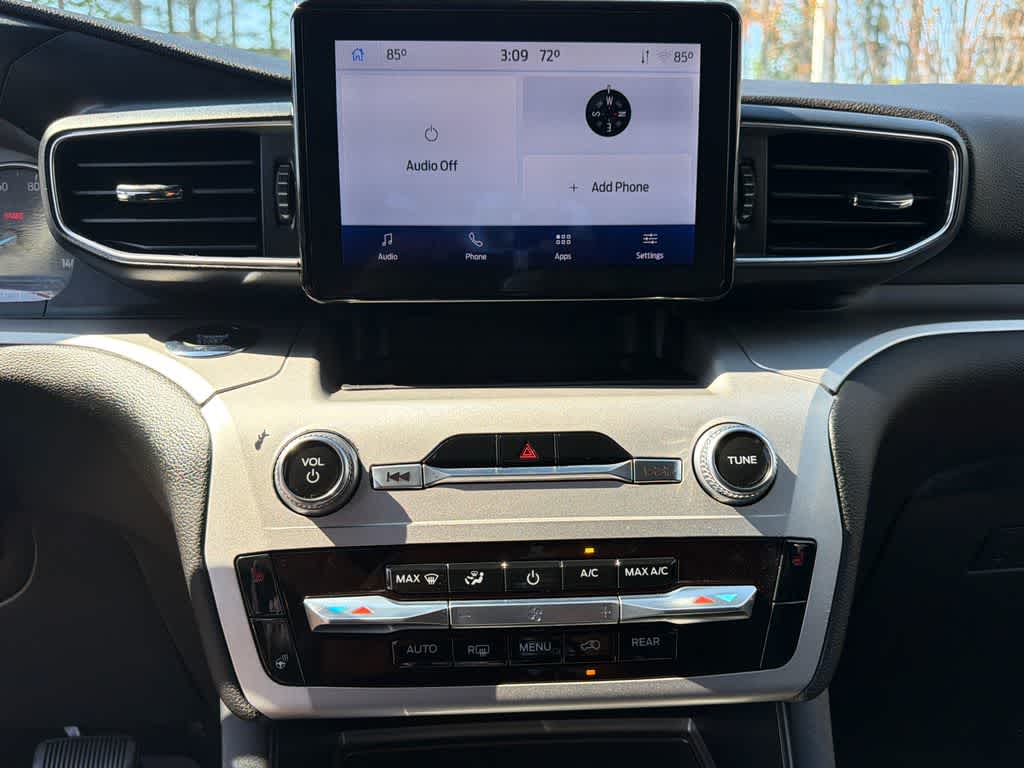 Thumbnail: 2022 Ford Explorer - 28