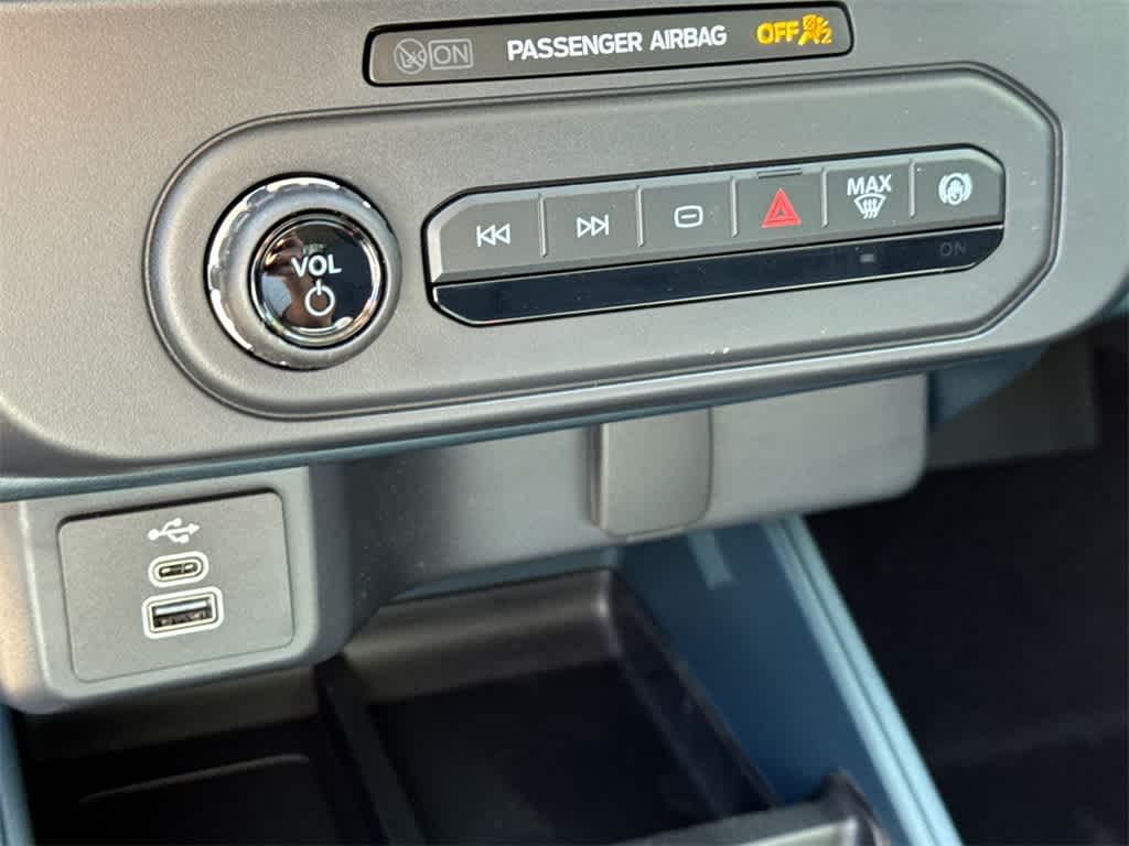 Thumbnail: 2025 Ford Maverick - 24