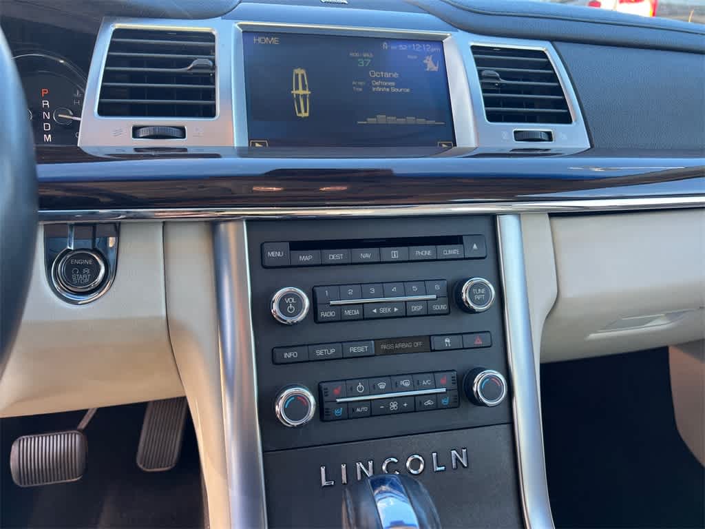 Thumbnail: 2010 Lincoln MKS - 26