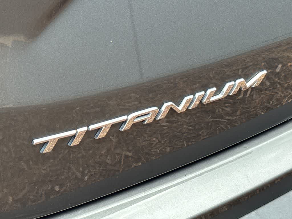 Thumbnail: 2022 Ford Edge - 7