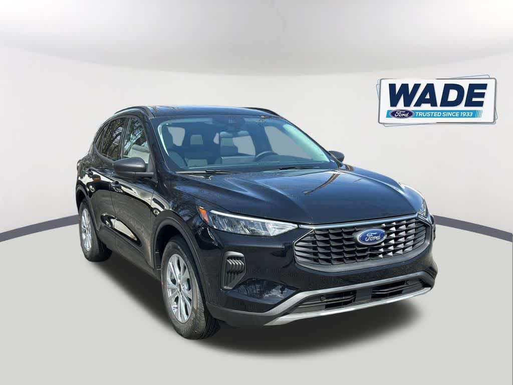 Thumbnail: 2025 Ford Escape - 3